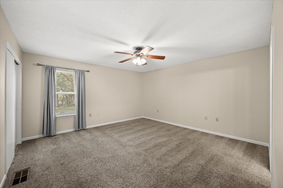 FALCON RIDGE - Residential