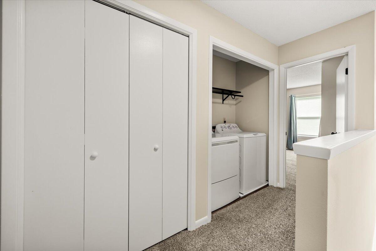 FALCON RIDGE - Residential