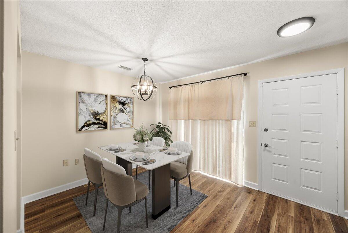 FALCON RIDGE - Residential