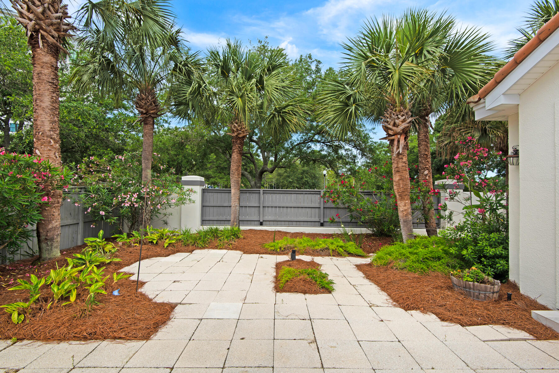 LEGEND CREEK AT SANDESTIN - Residential