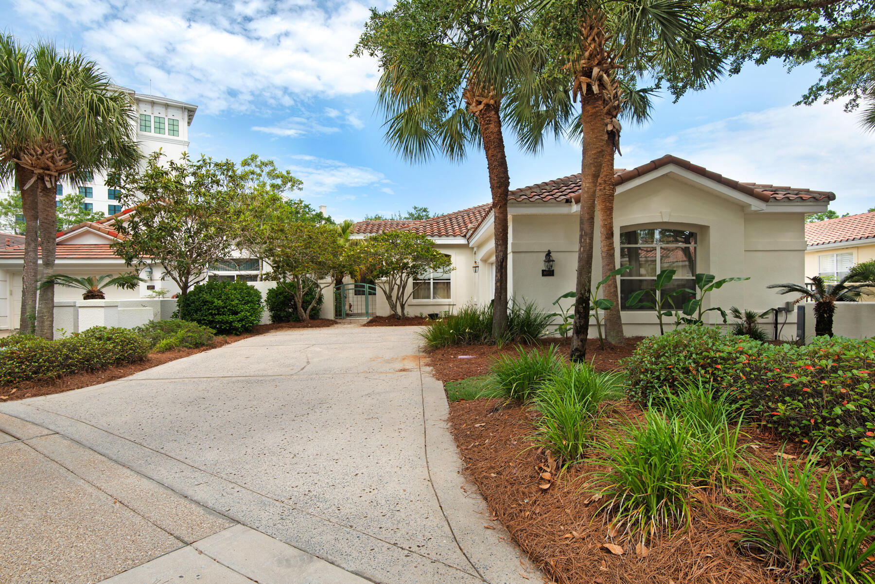 LEGEND CREEK AT SANDESTIN - Residential