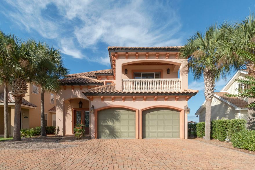 Amazing Bay Views from this 5BR/4BA plus 2 Half Baths 3,838SF Bayfront Home. Perfect for the Water Enthusiast, this Home Features 50FT of Waterfront, Dock, Large Heated Pool/Hot Tub and Lanai Area with Outdoor Kitchen. This Magnificent Villa Boasts a Great Open Floor Plan with Tile in the Living areas and Carpet in the Bedrooms. Make Culinary Delights in the Chef's Kitchen Featuring an Eat-In Breakfast Nook, Stainless Appliances, Granite Countertops & Ample Storage. There are Covered Balconies on the Front and Rear of the Home giving Grand Views of the Beautiful Surroundings. Also there is Plenty of Room in the 2 Car Garage and Ample Parking Space in the Large Drive. Come by and see what 682 Bayshore Drive has to Offer! See you on the Water!