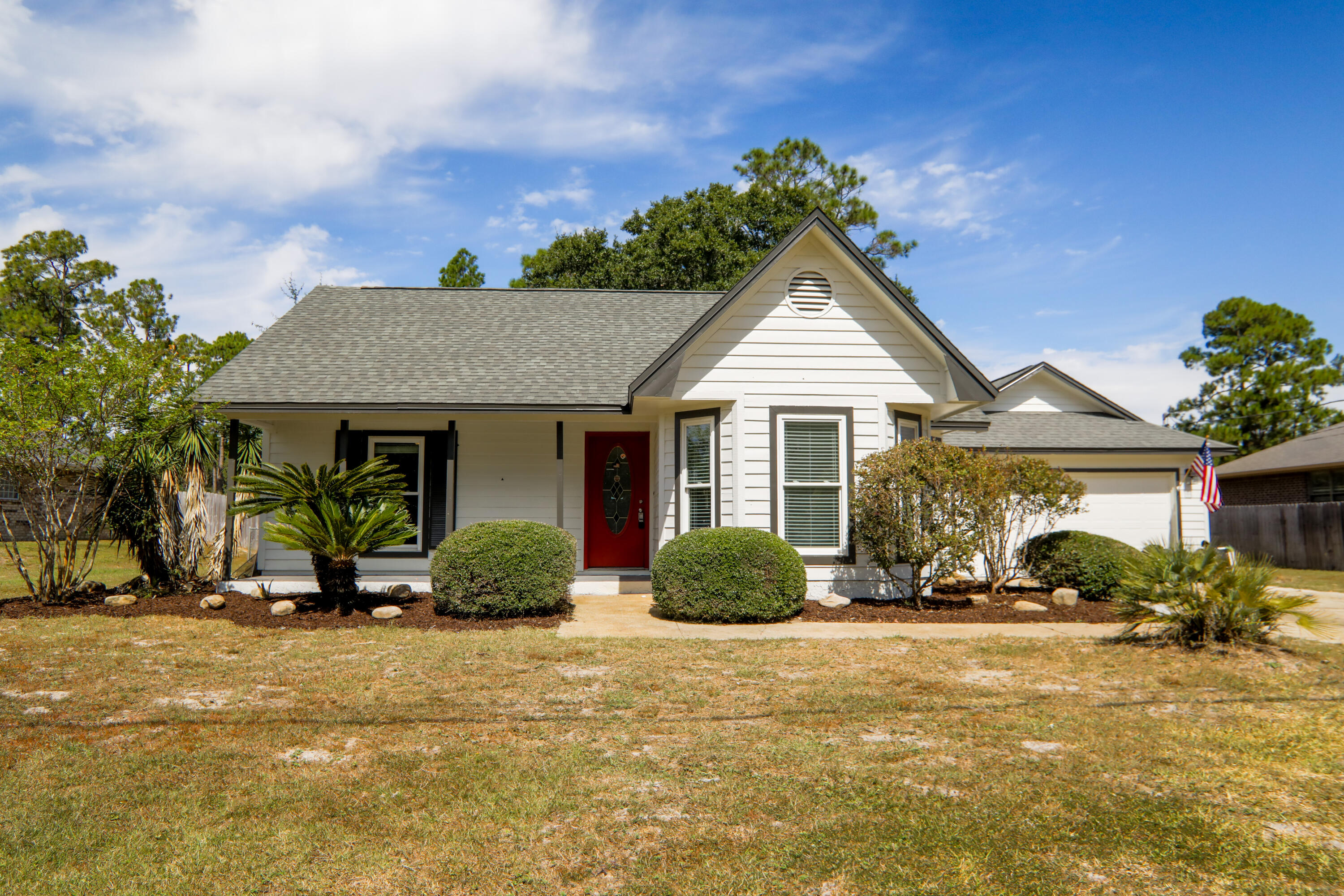 HOLLEY BY THE SEA - Residential