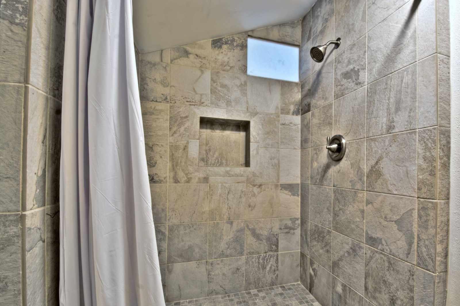 SEAGROVE 1ST ADDN - Residential