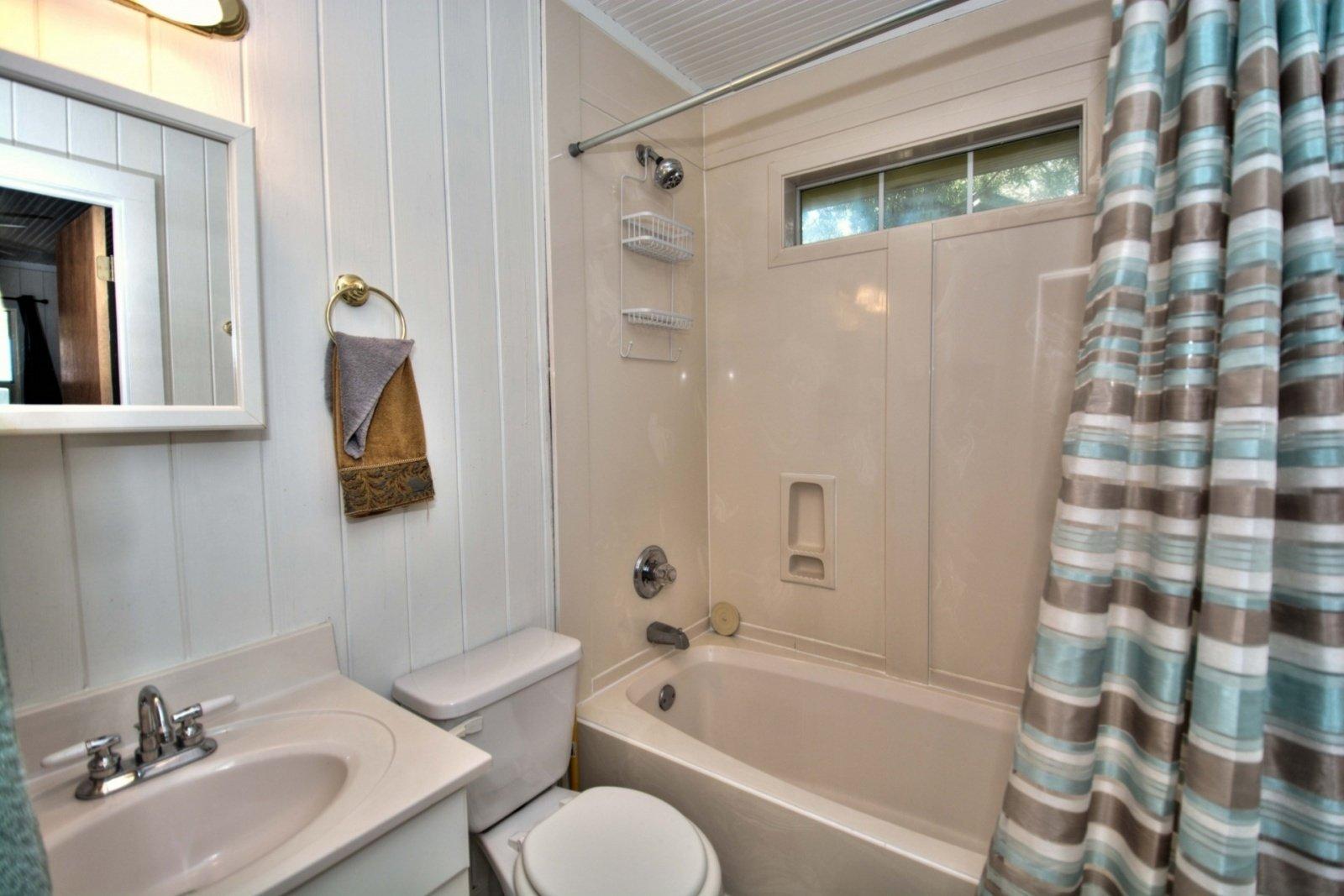 SEAGROVE 1ST ADDN - Residential