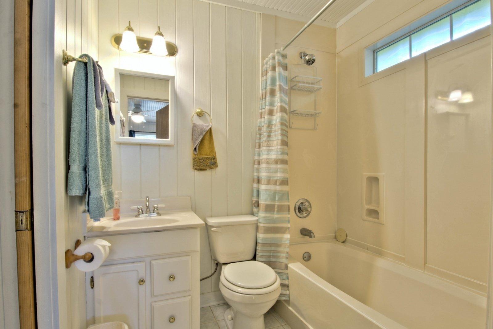 SEAGROVE 1ST ADDN - Residential