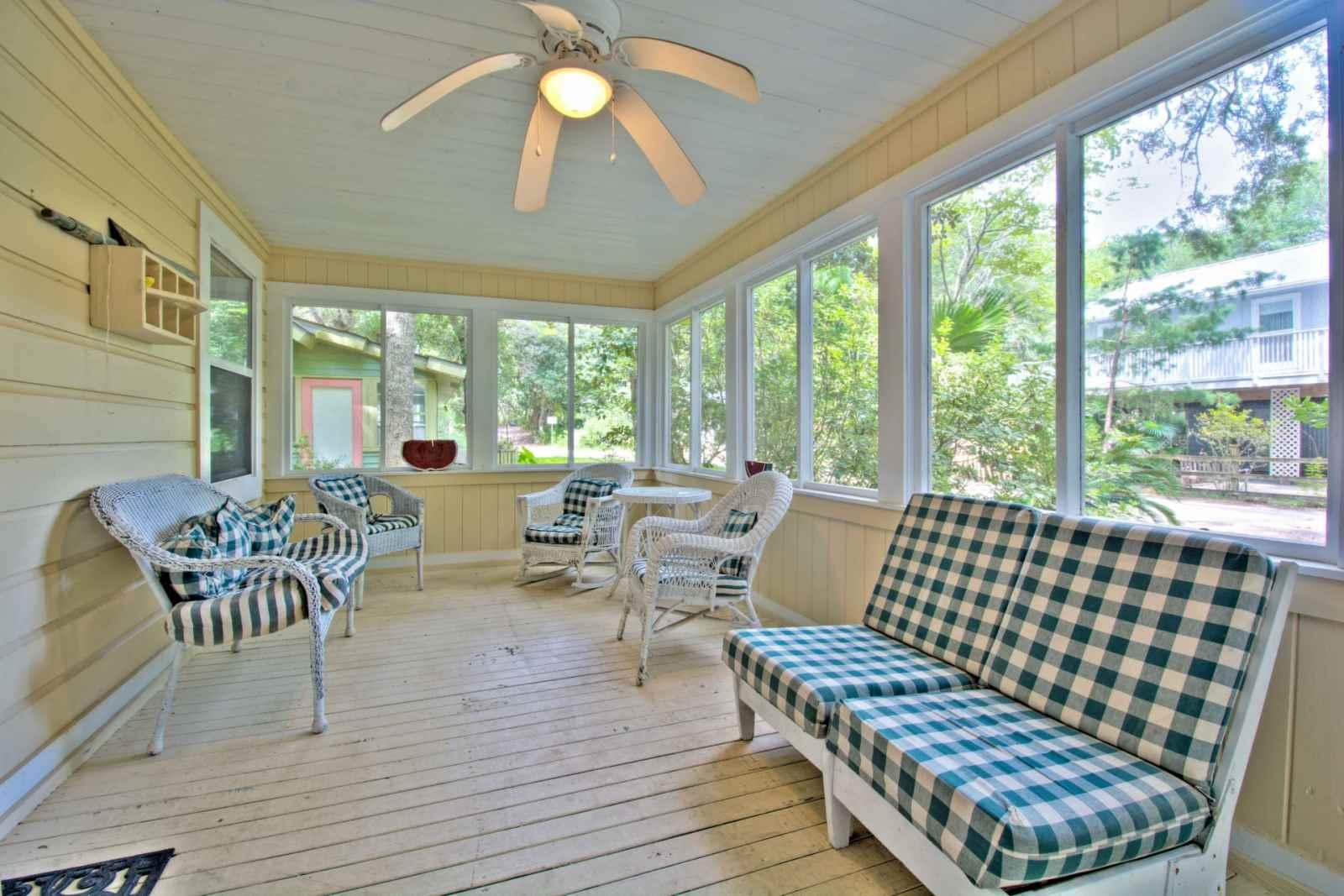 SEAGROVE 1ST ADDN - Residential