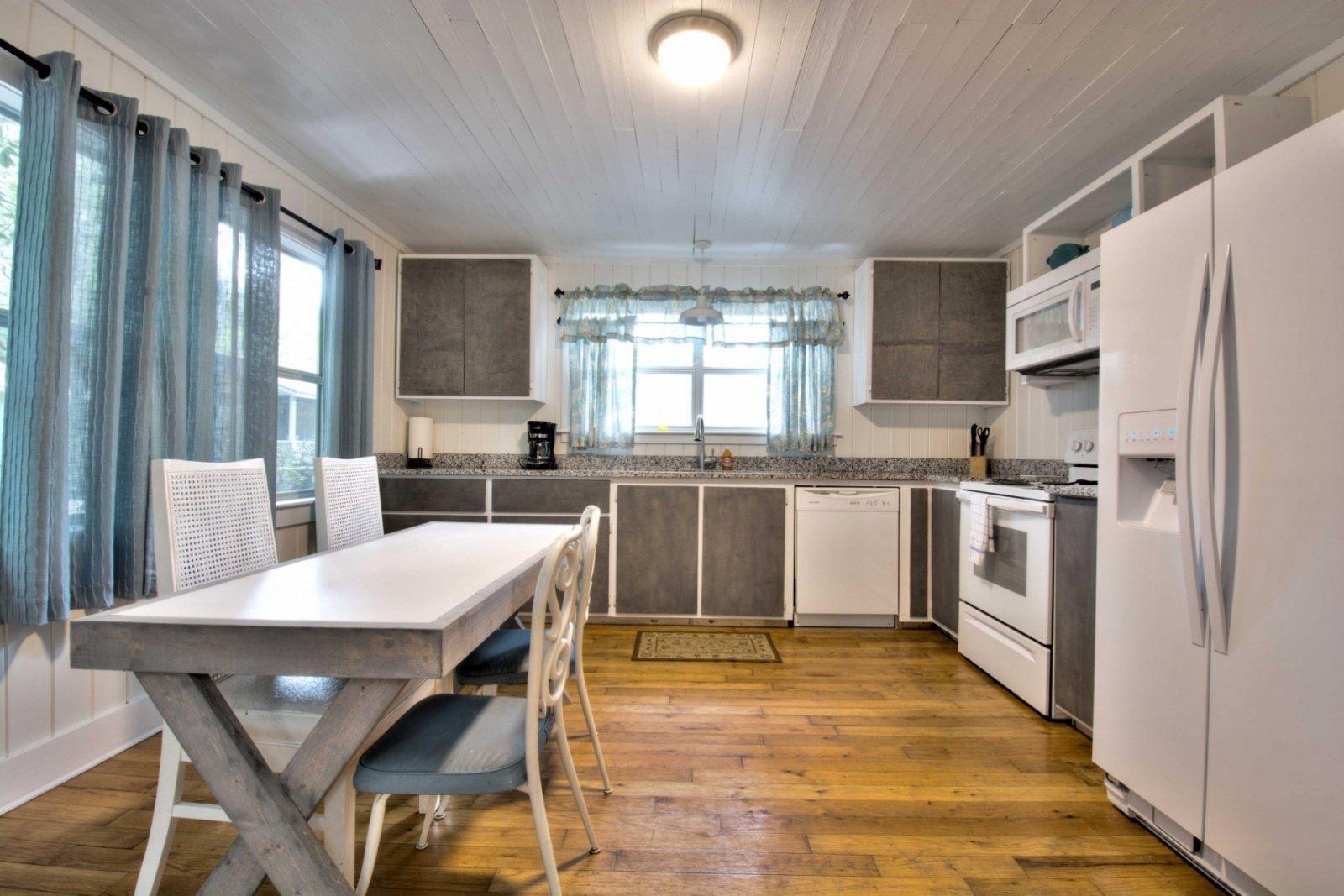 SEAGROVE 1ST ADDN - Residential