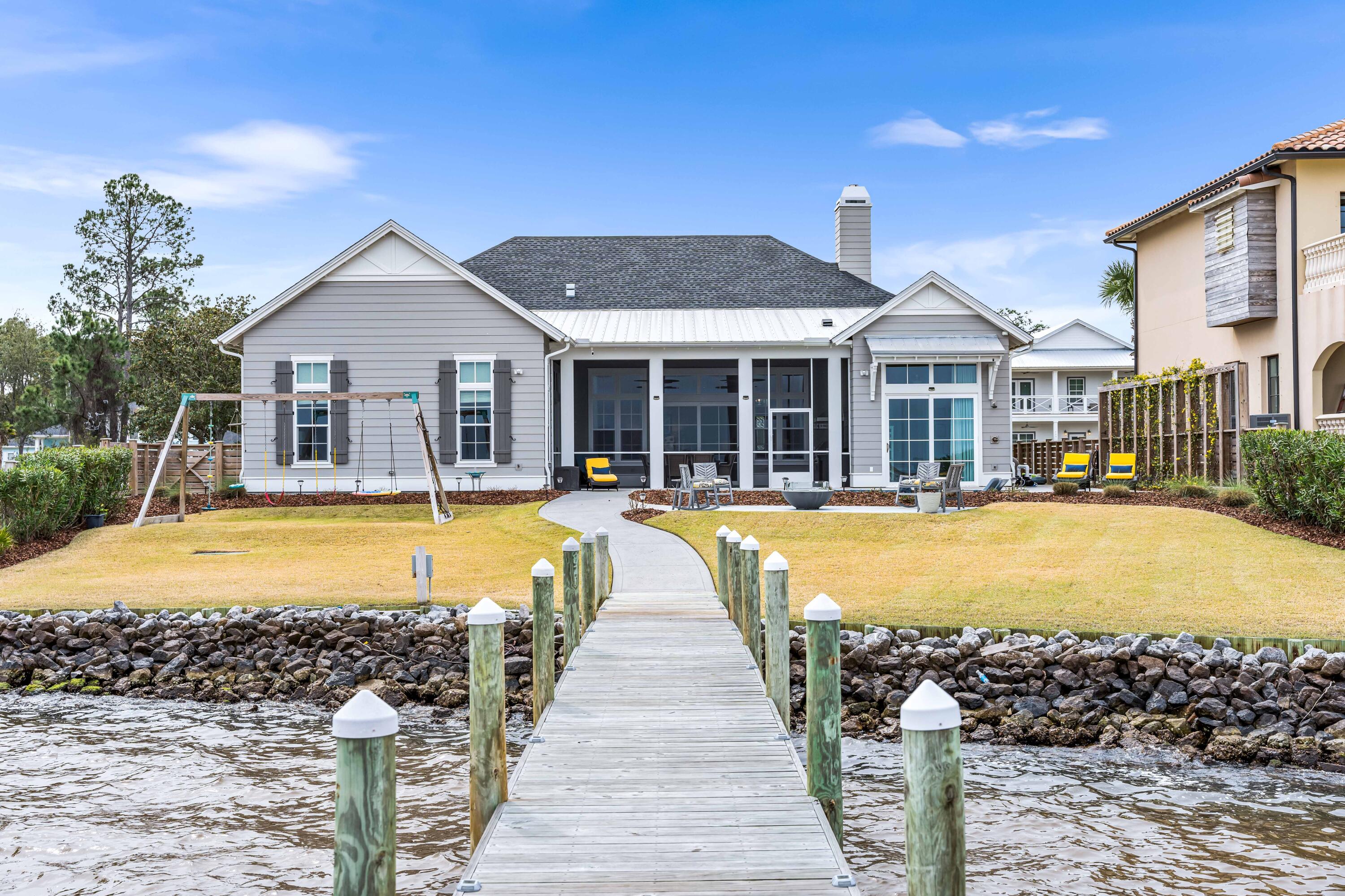 PELICAN BAY S/D - Residential