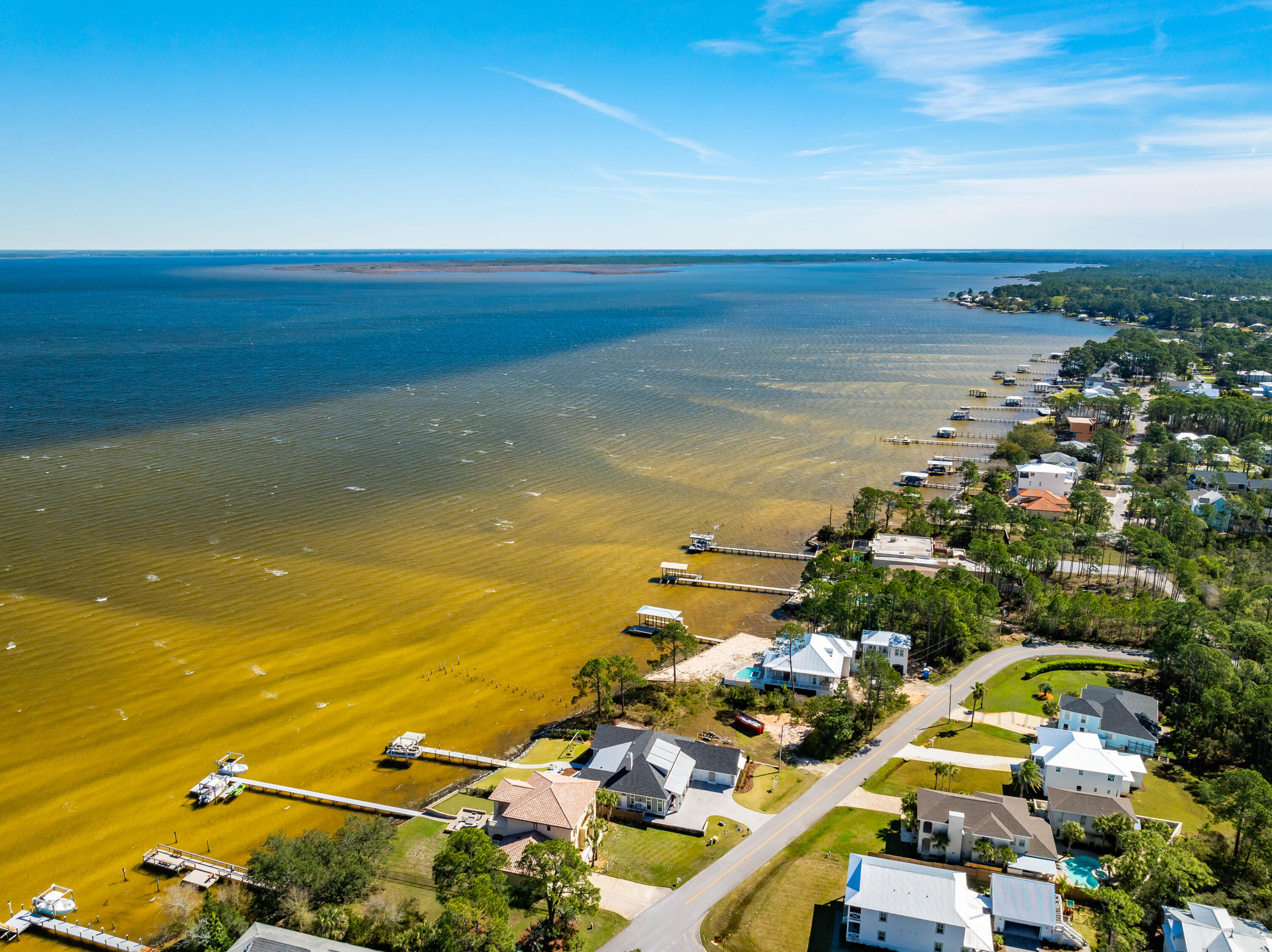 PELICAN BAY S/D - Residential