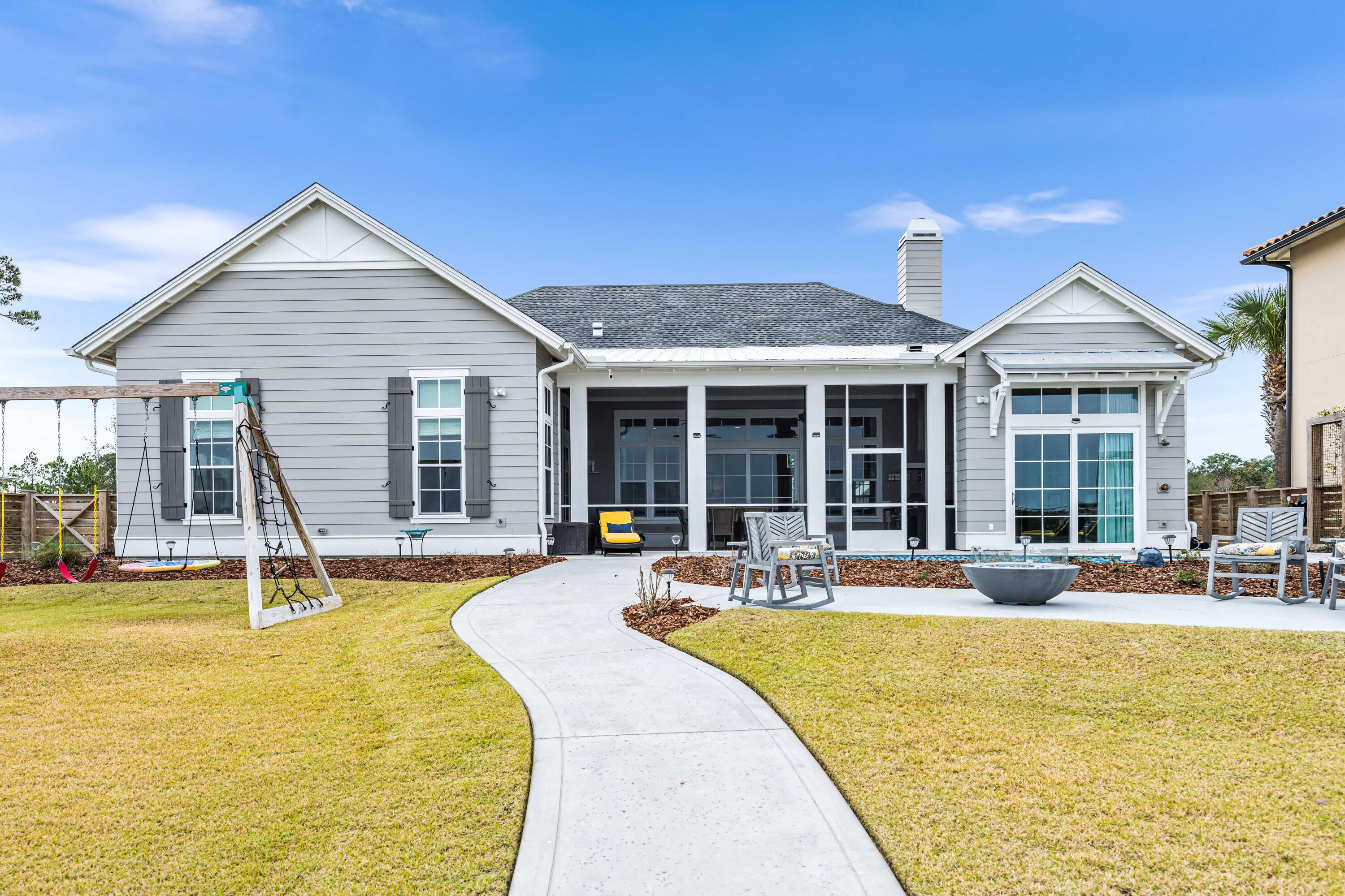 PELICAN BAY S/D - Residential