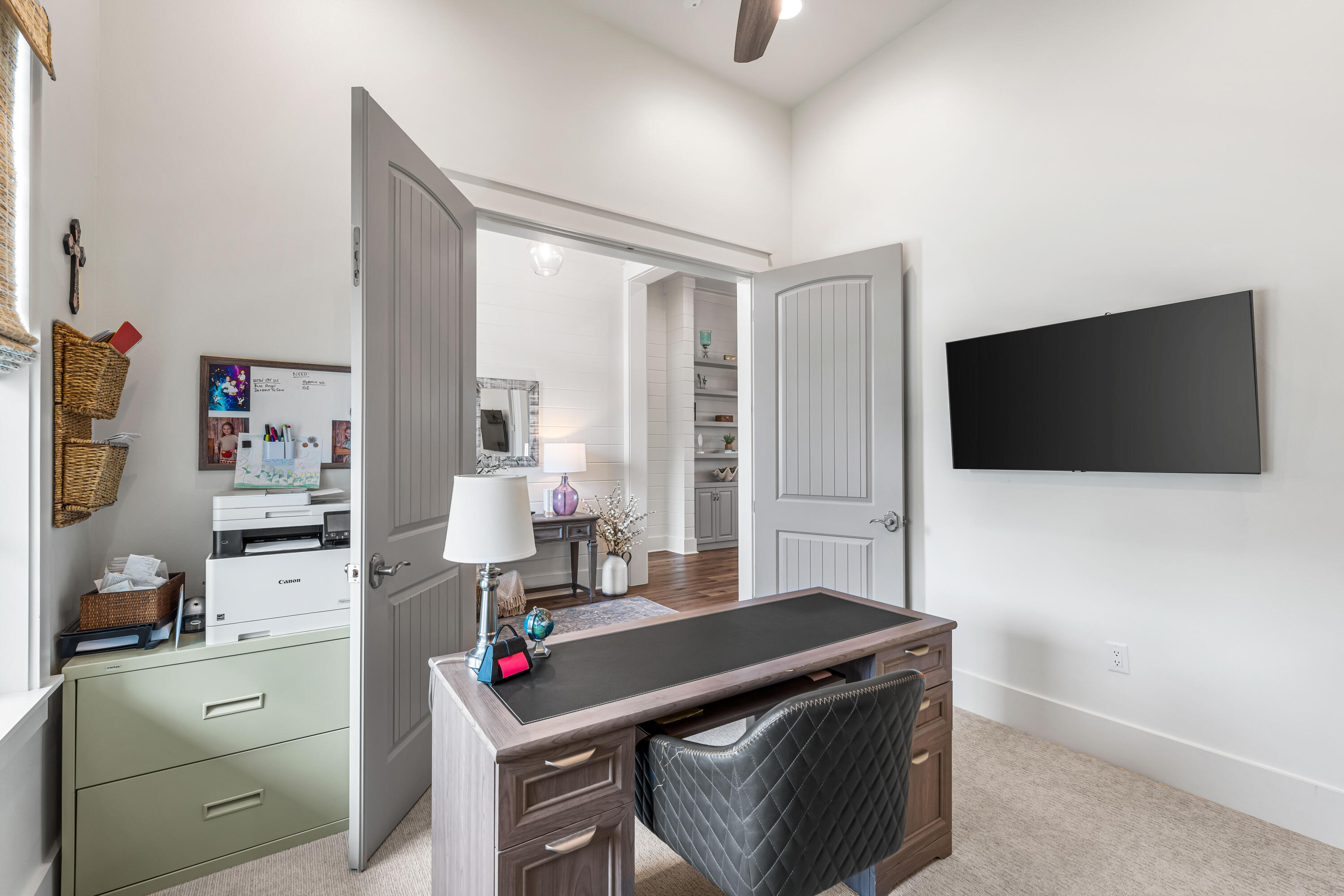 PELICAN BAY S/D - Residential