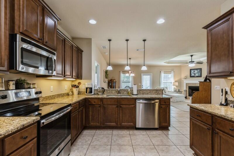 WATERFORD SOUND PHASE II-A LOT10 BLK F AS DES IN OR 4067 PG757 - Residential