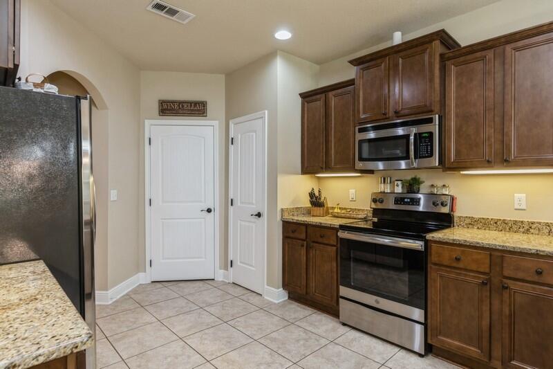 WATERFORD SOUND PHASE II-A LOT10 BLK F AS DES IN OR 4067 PG757 - Residential