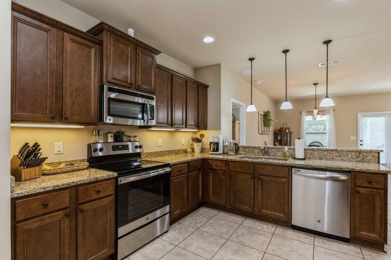 WATERFORD SOUND PHASE II-A LOT10 BLK F AS DES IN OR 4067 PG757 - Residential