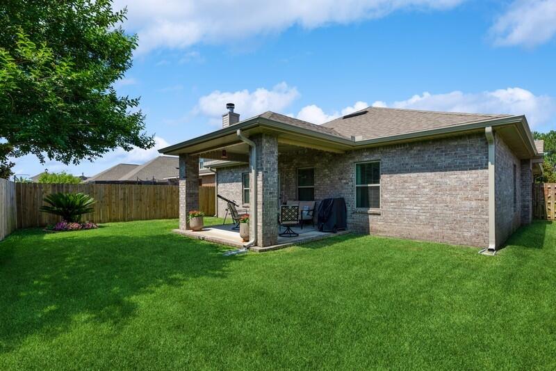 WATERFORD SOUND PHASE II-A LOT10 BLK F AS DES IN OR 4067 PG757 - Residential