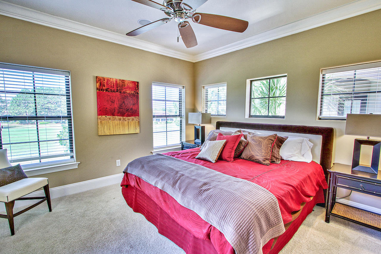 VILLA LAGO - Residential