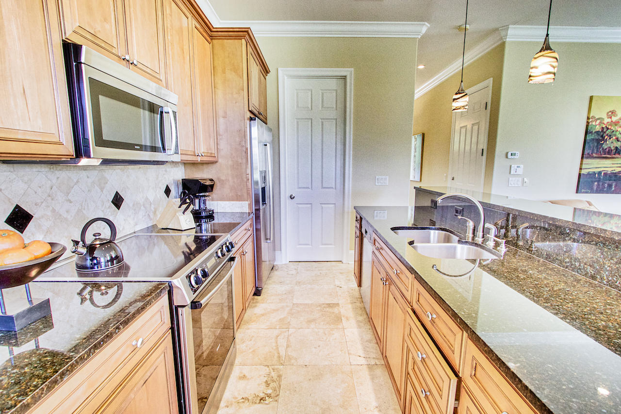 VILLA LAGO - Residential