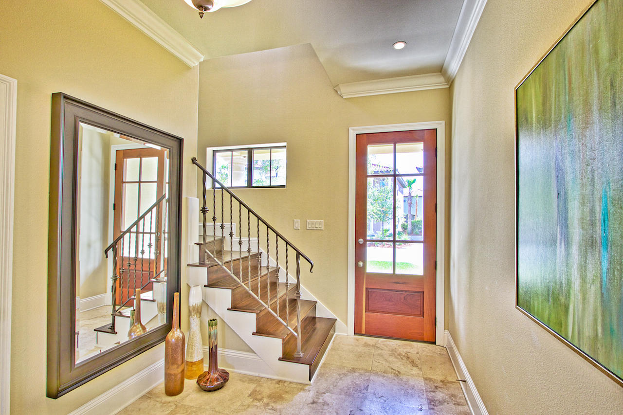 VILLA LAGO - Residential