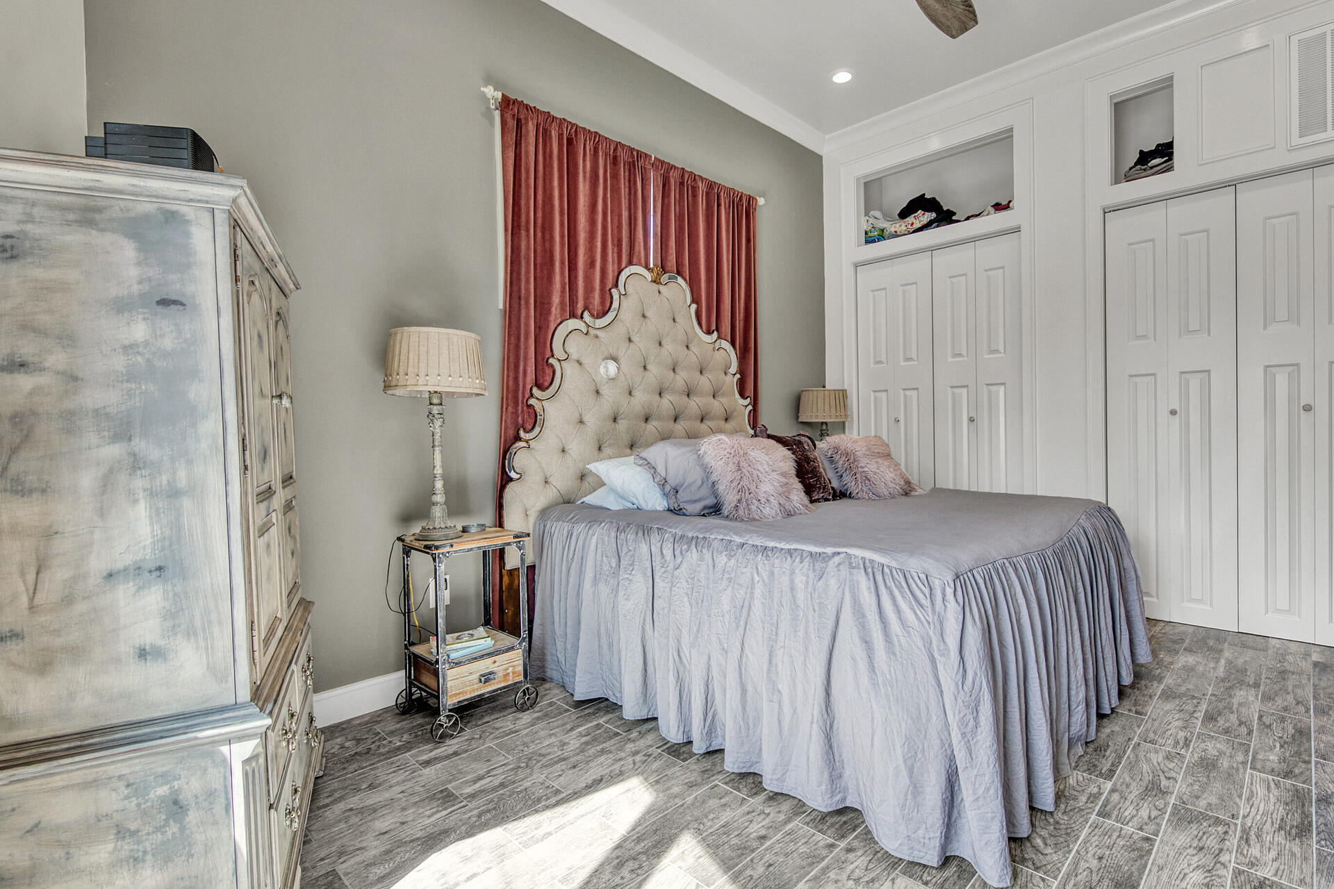 GULF SHORE MANOR - Residential