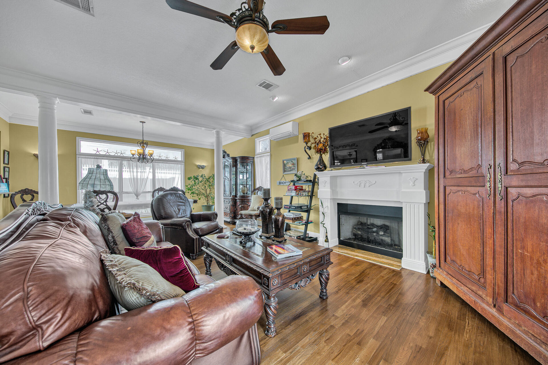 GULF SHORE MANOR - Residential