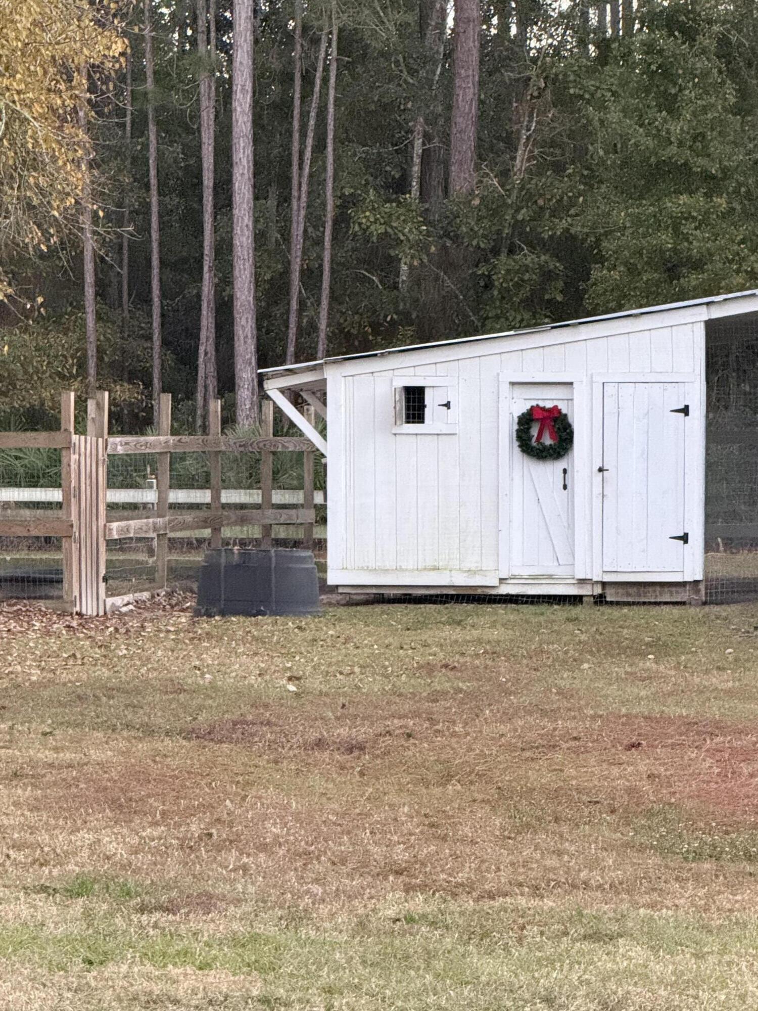 Farm Property 10 acre tract Residential - Residential