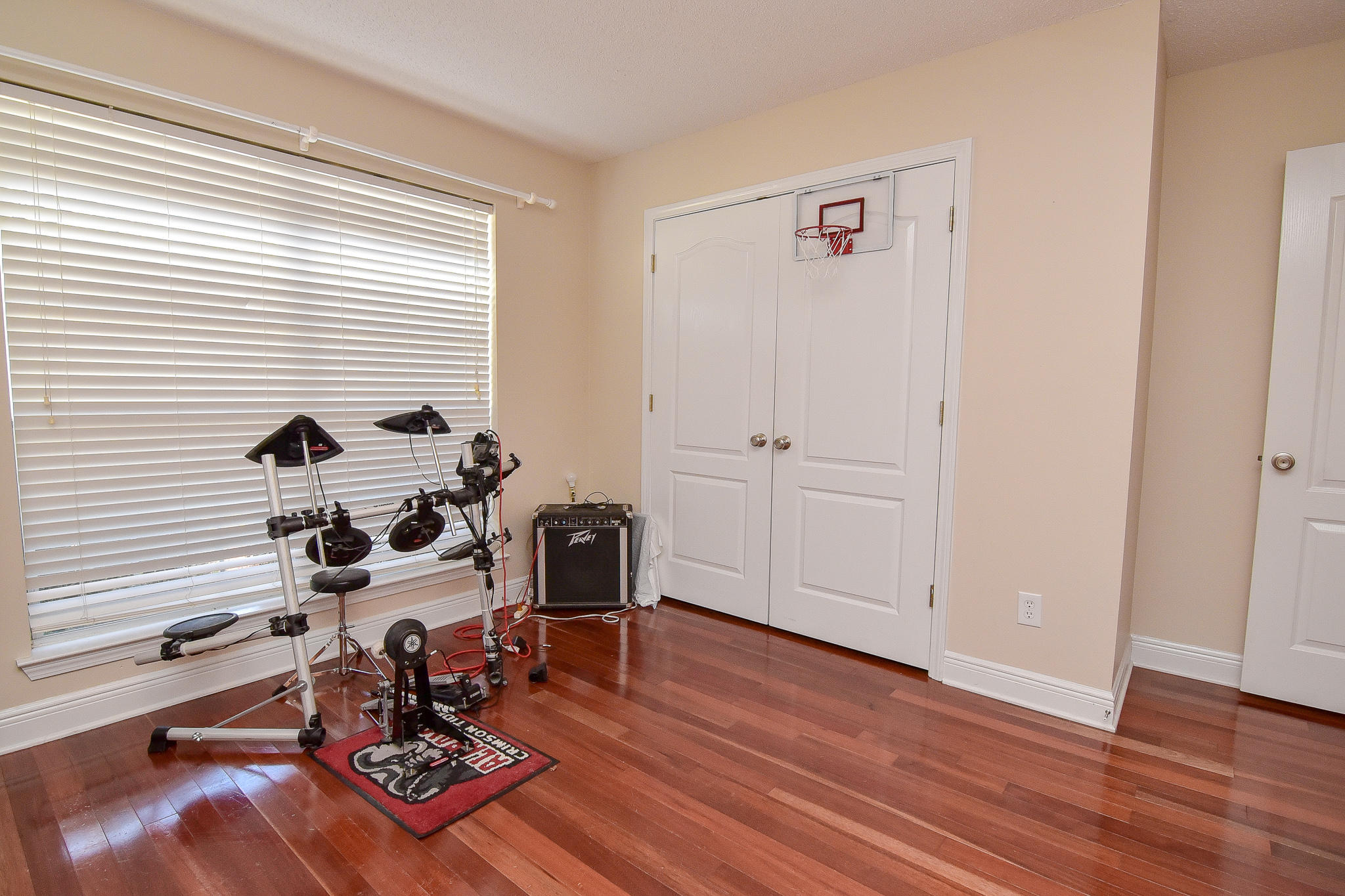 FOX VALLEY - Residential