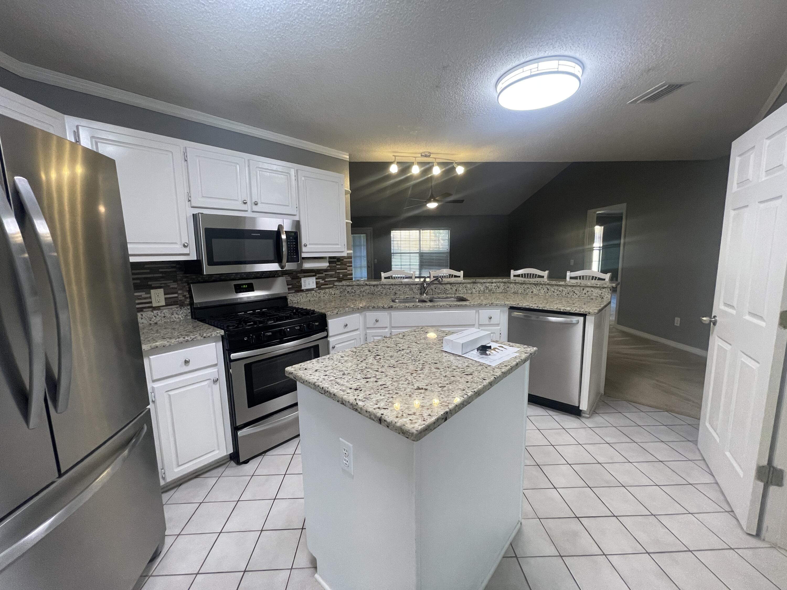 ANTIOCH ESTATES S/D - Residential Lease