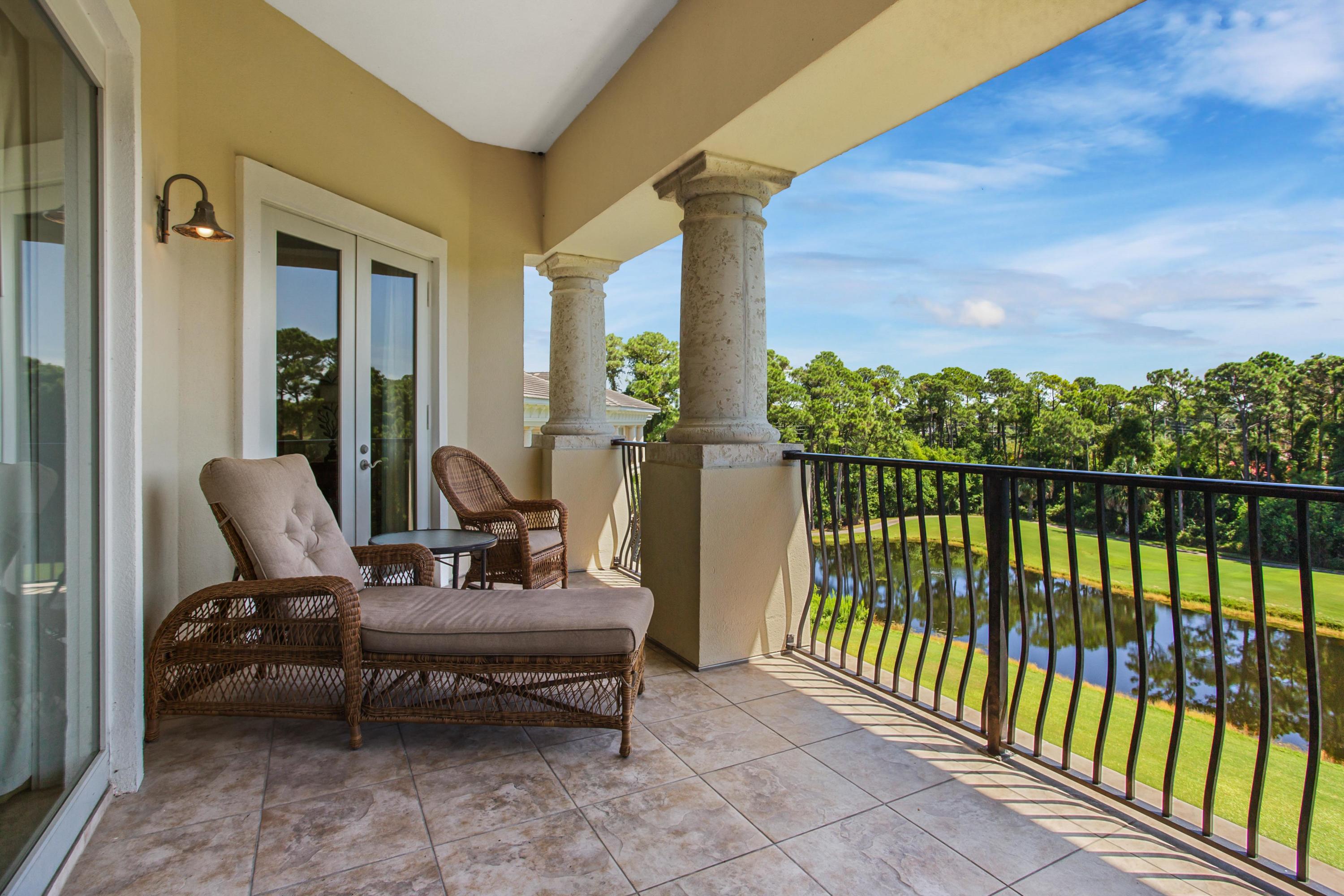 PINE RIDGE VILLAS - Residential