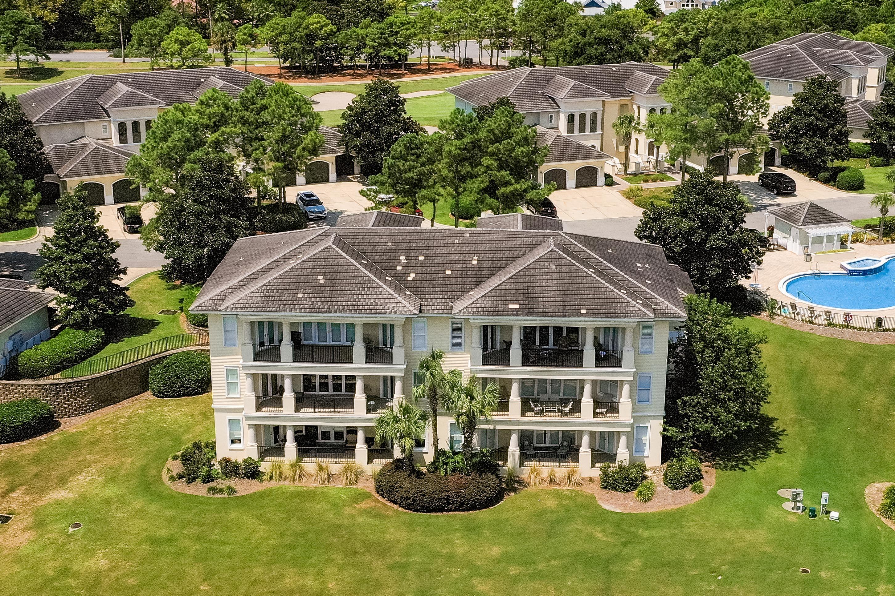 PINE RIDGE VILLAS - Residential