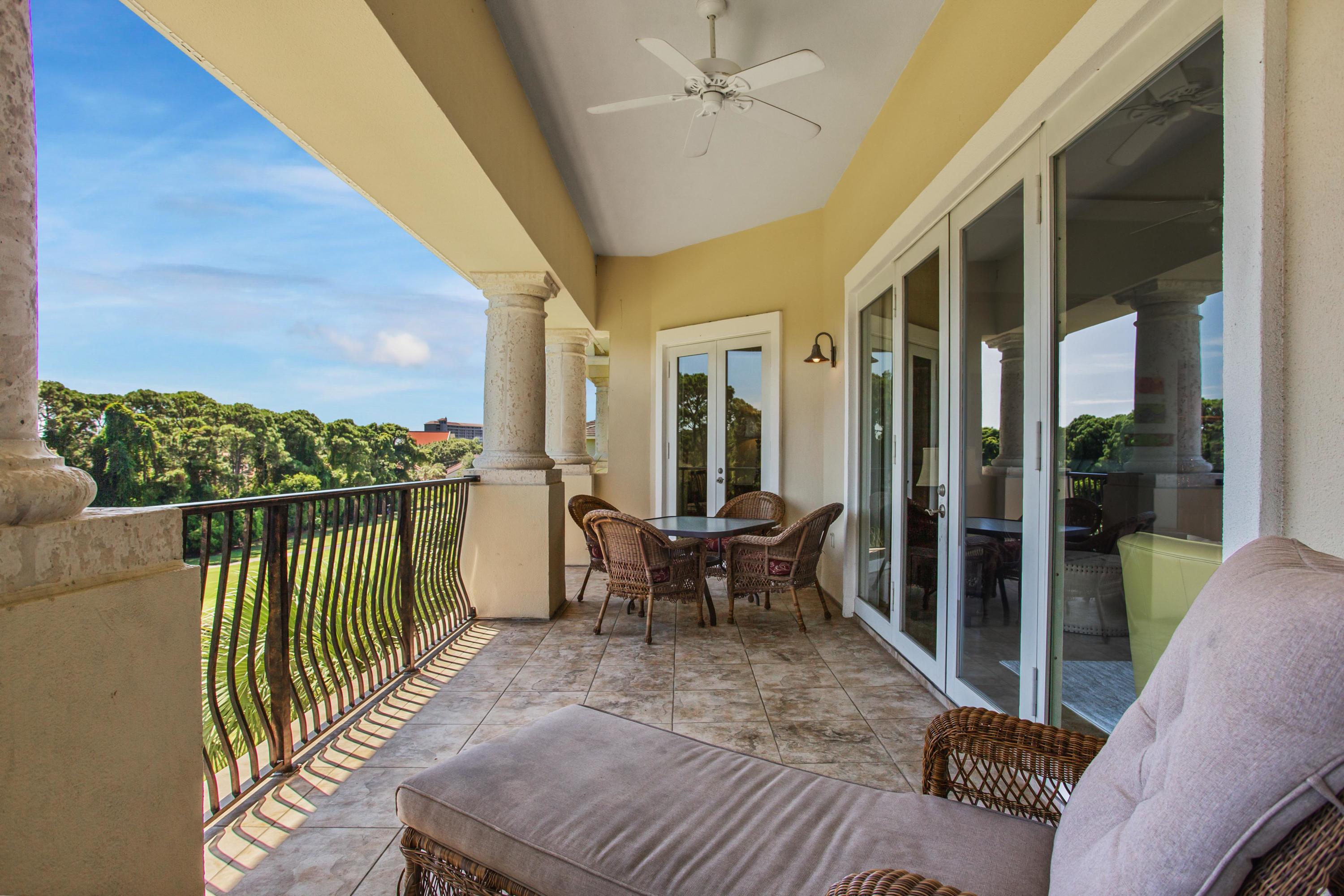 PINE RIDGE VILLAS - Residential