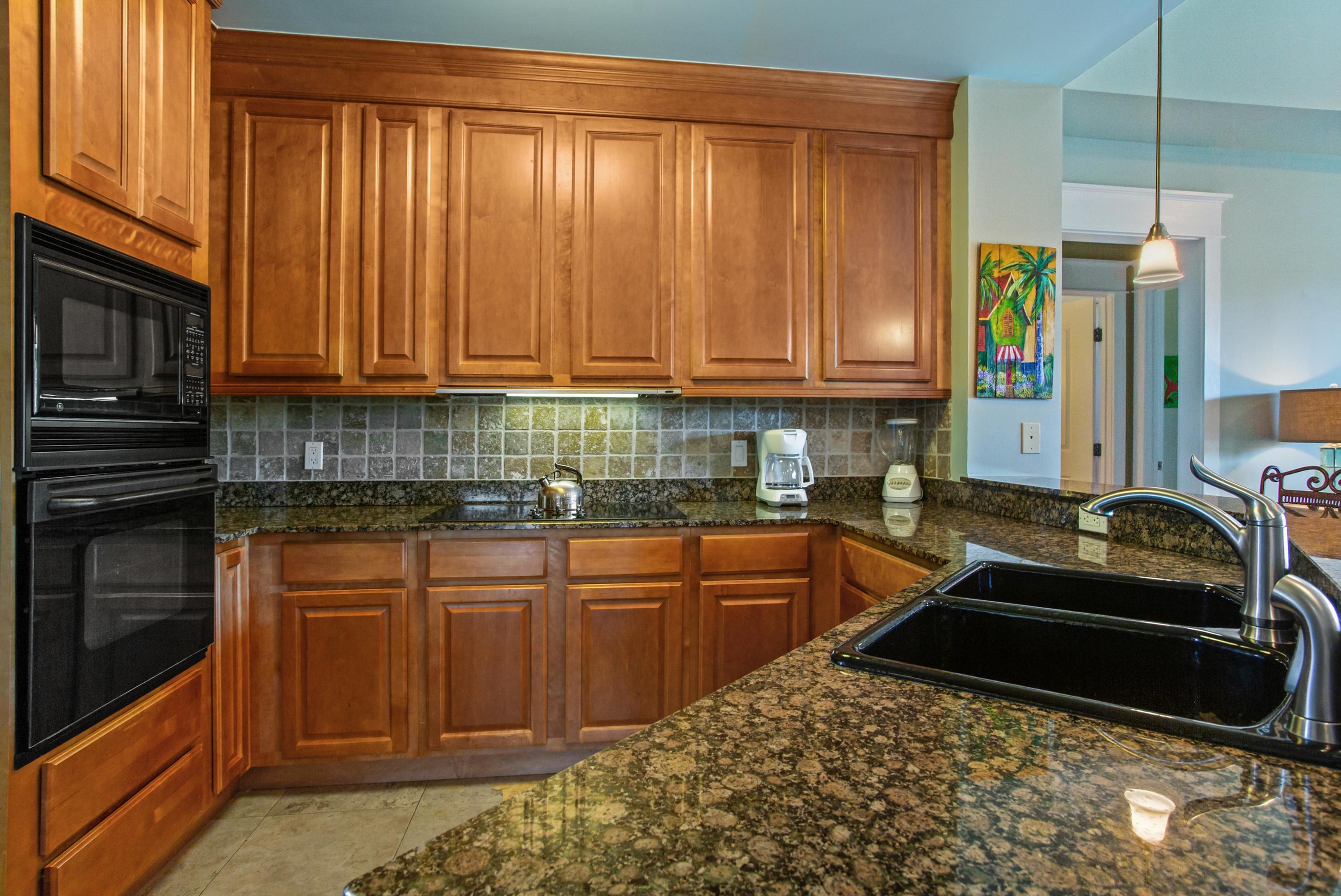 PINE RIDGE VILLAS - Residential