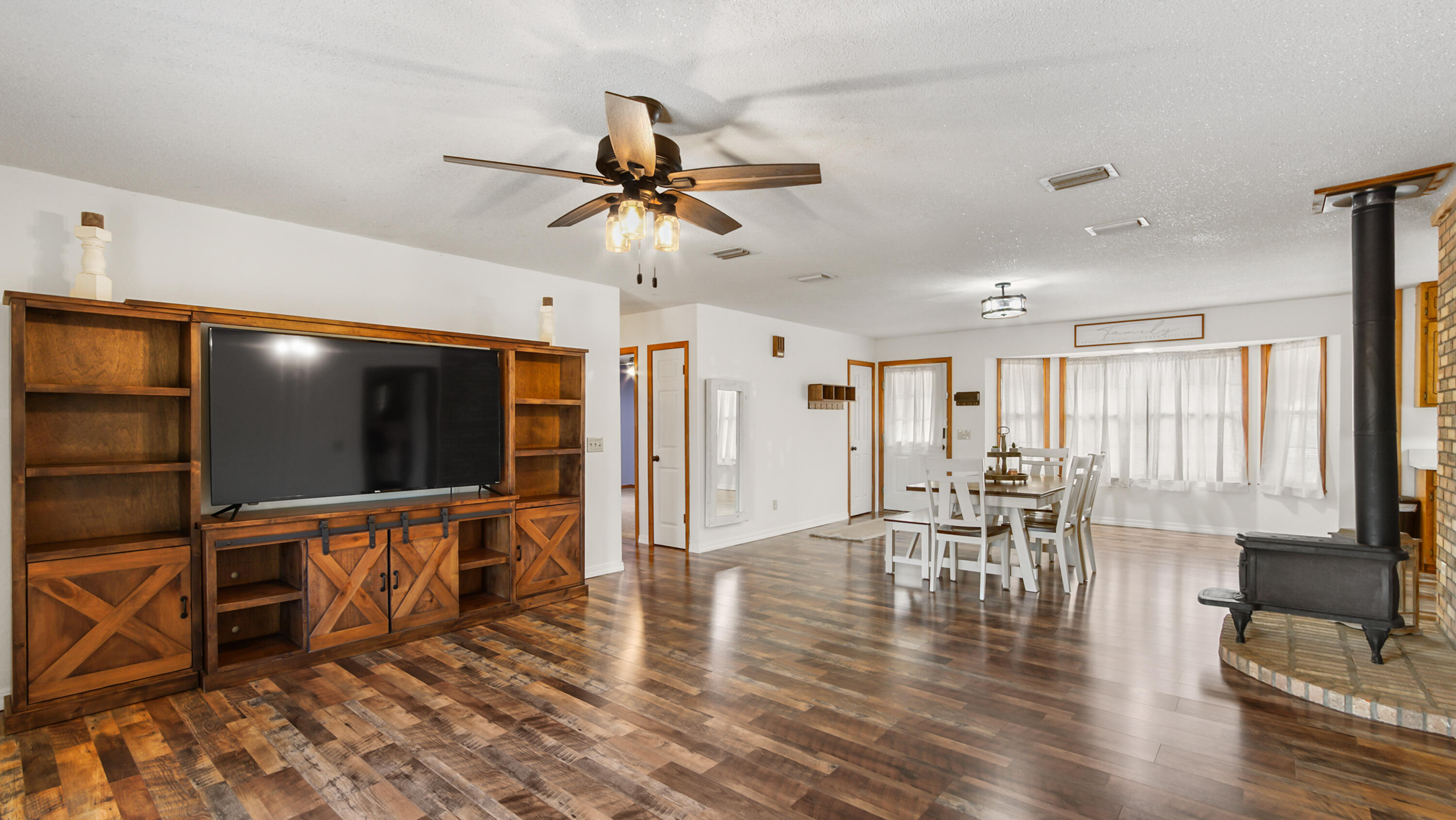 JUNIPER LAKE ESTATES UNIT 3 - Residential