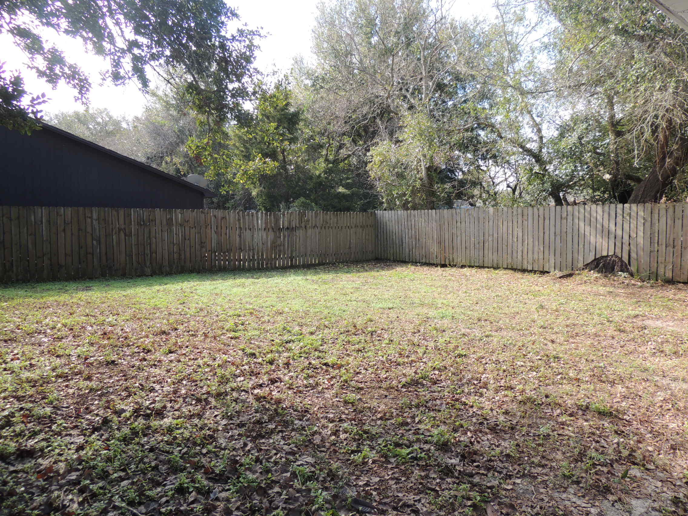 CANTERBURY WOODS - Residential
