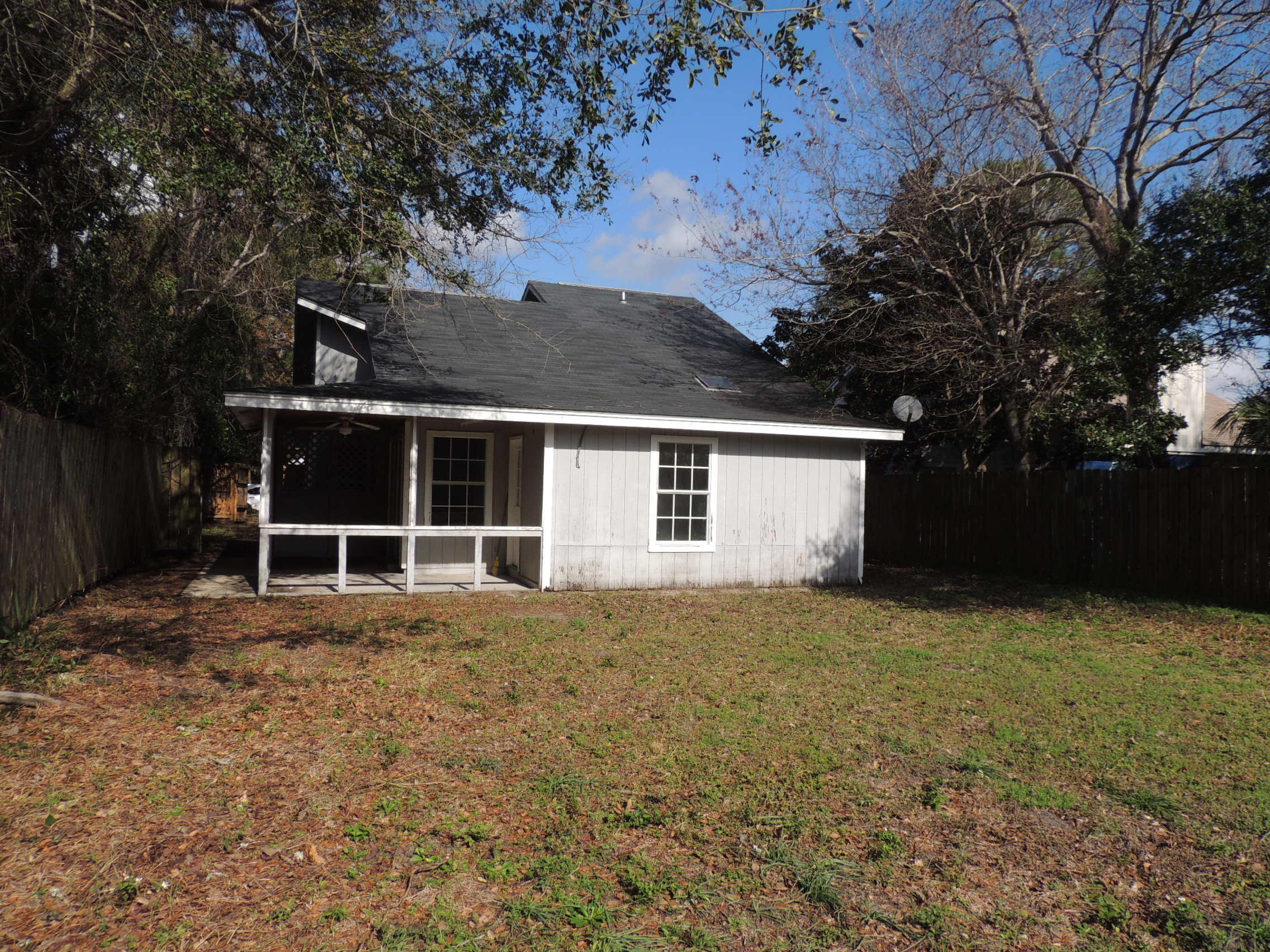 CANTERBURY WOODS - Residential