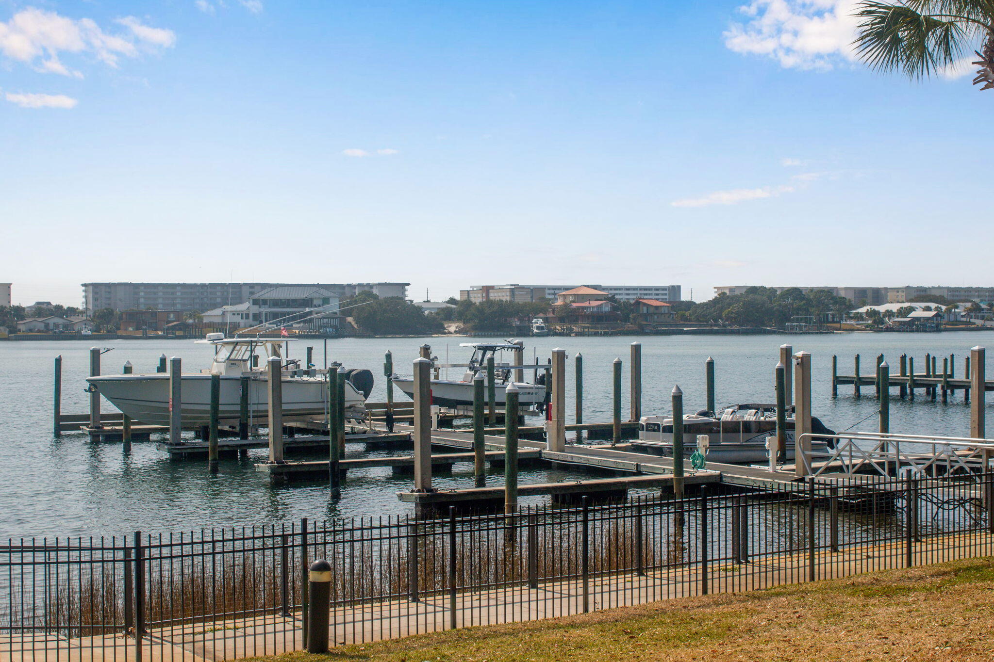 INDIANOLA ON THE WATER - Residential