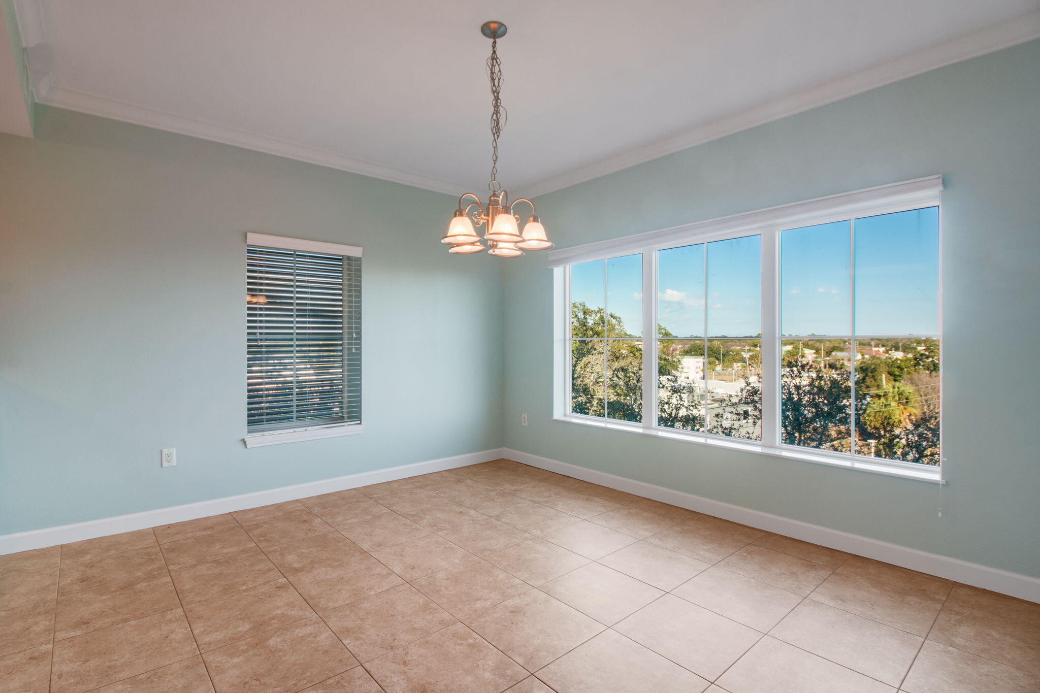 INDIANOLA ON THE WATER - Residential