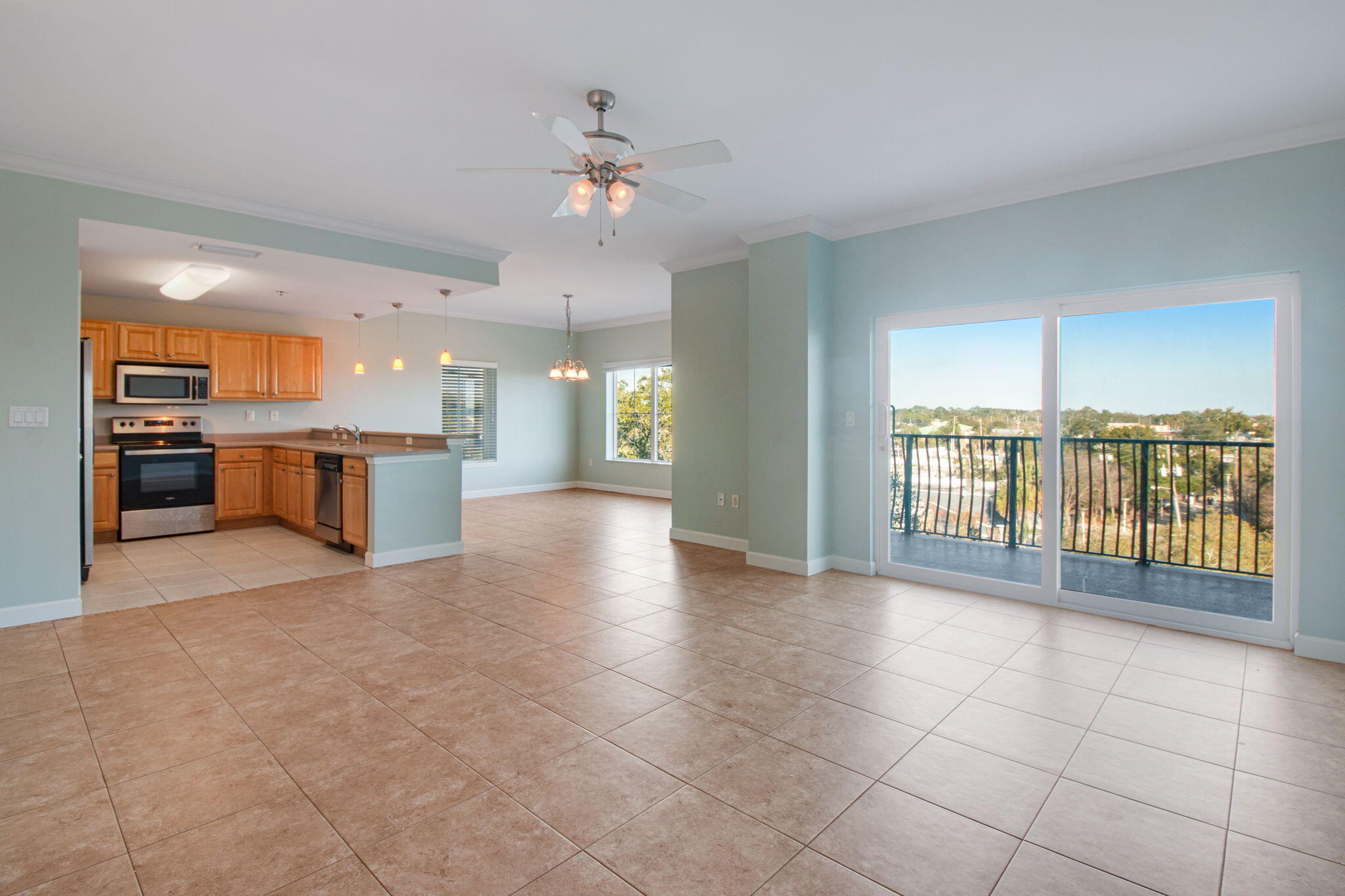 INDIANOLA ON THE WATER - Residential