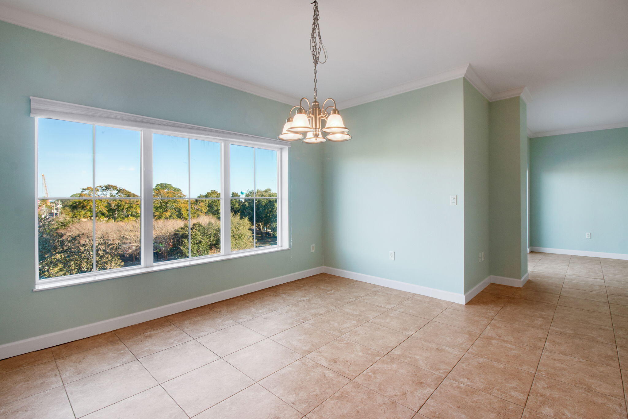 INDIANOLA ON THE WATER - Residential