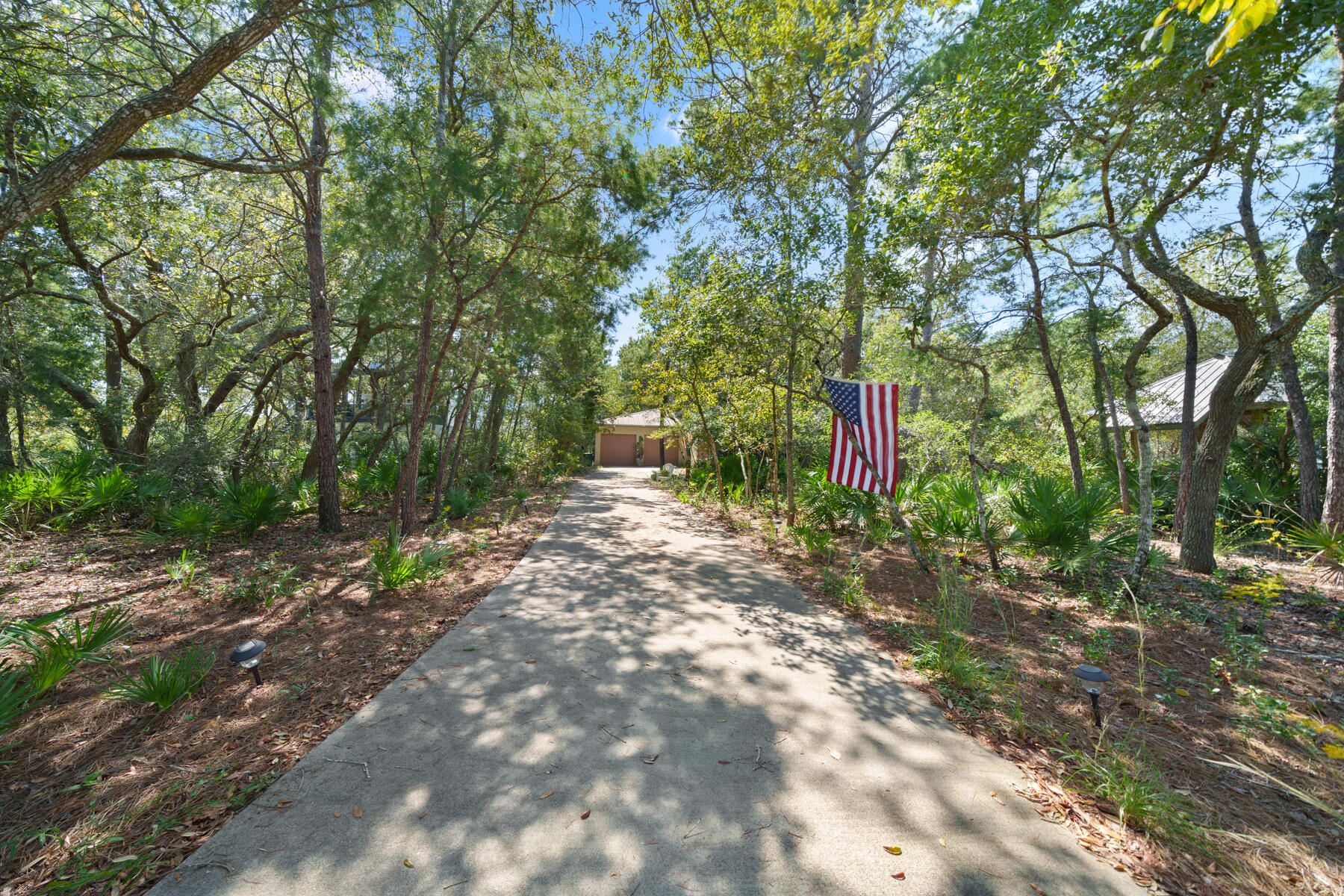 LAKE SHORE ESTATES - Residential