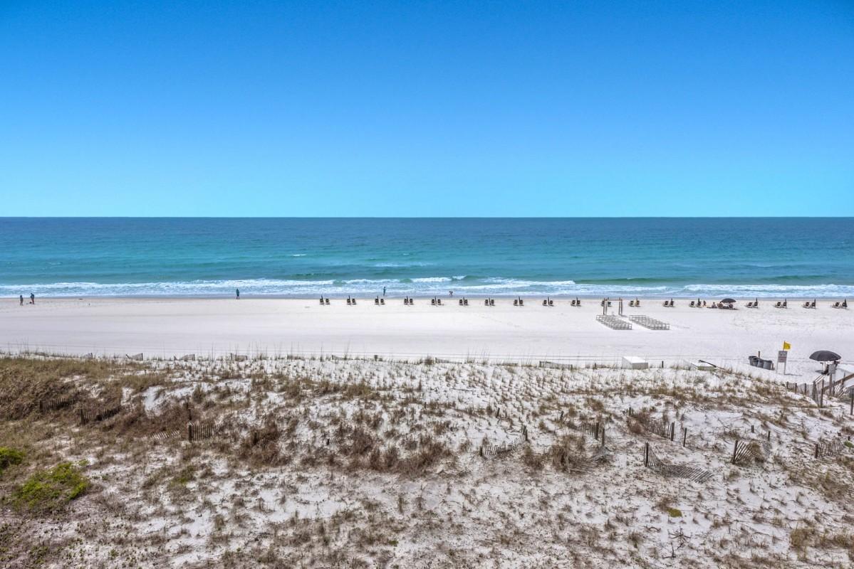 BREAKERS OF FWB - Residential