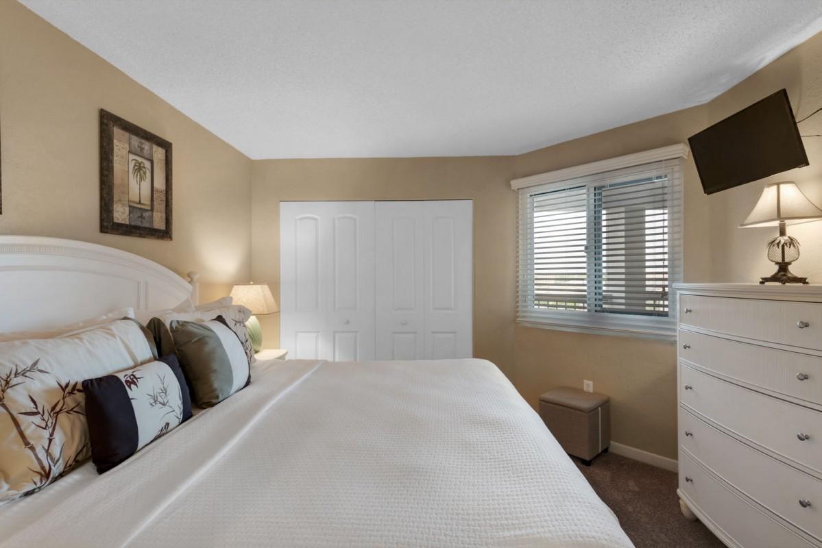 BREAKERS OF FWB - Residential