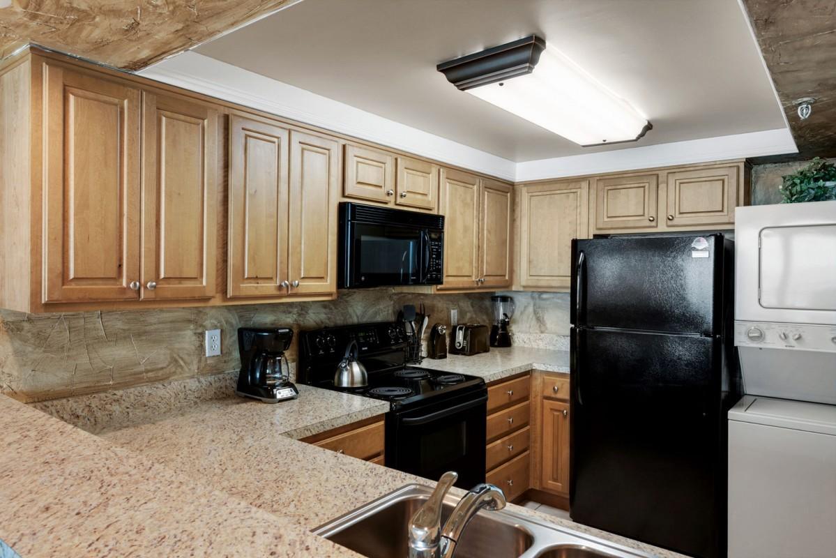 BREAKERS OF FWB - Residential