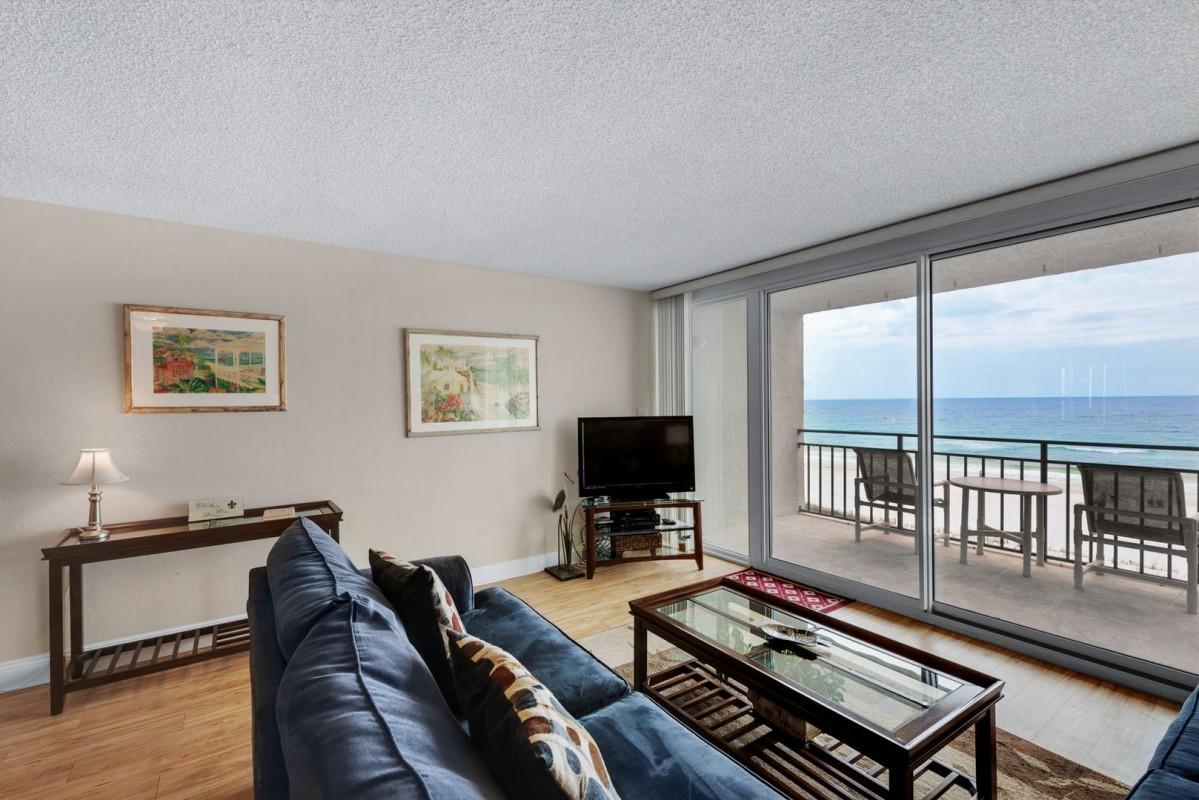 BREAKERS OF FWB - Residential