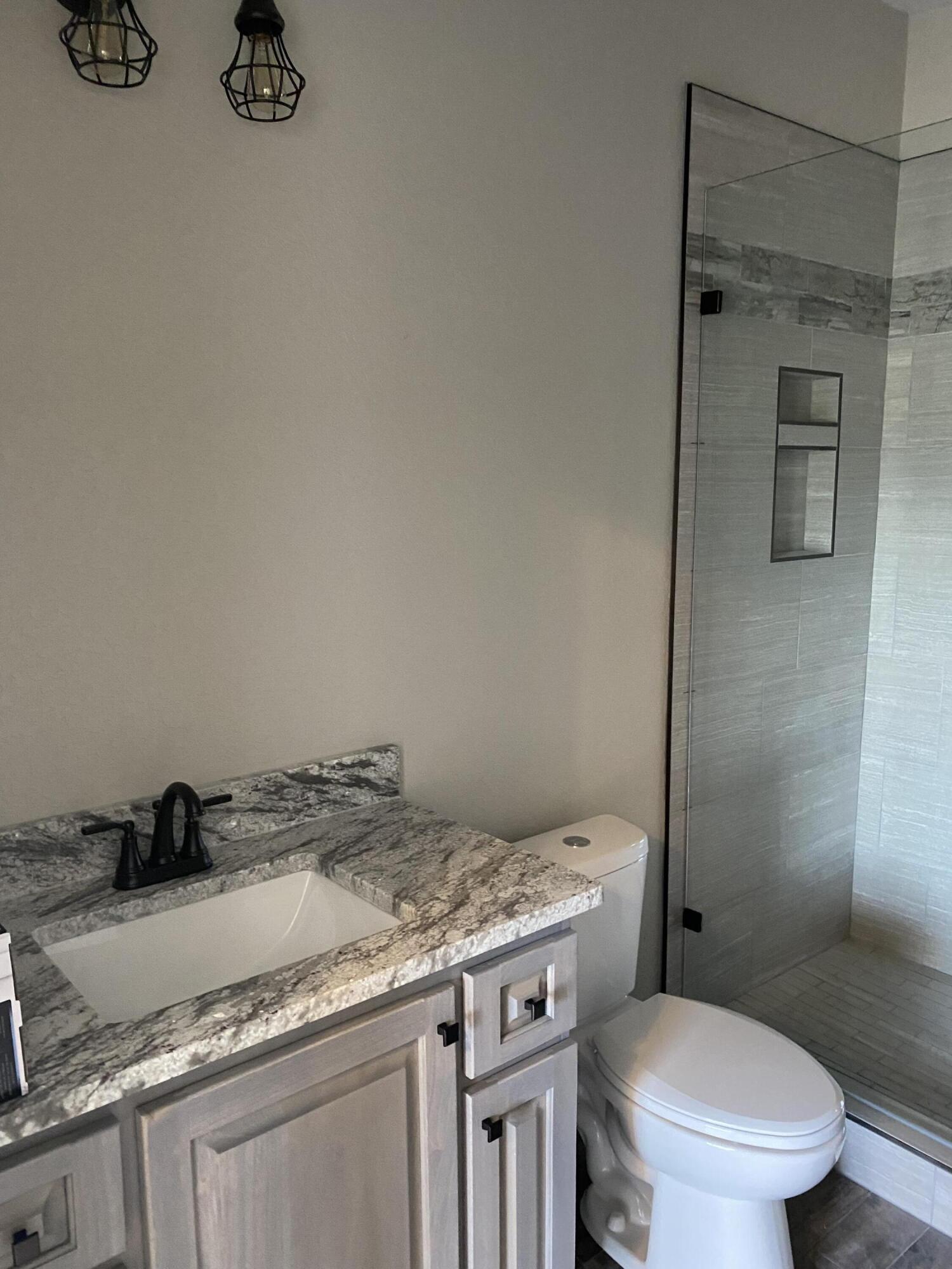 HUNTERS CREEK - Residential