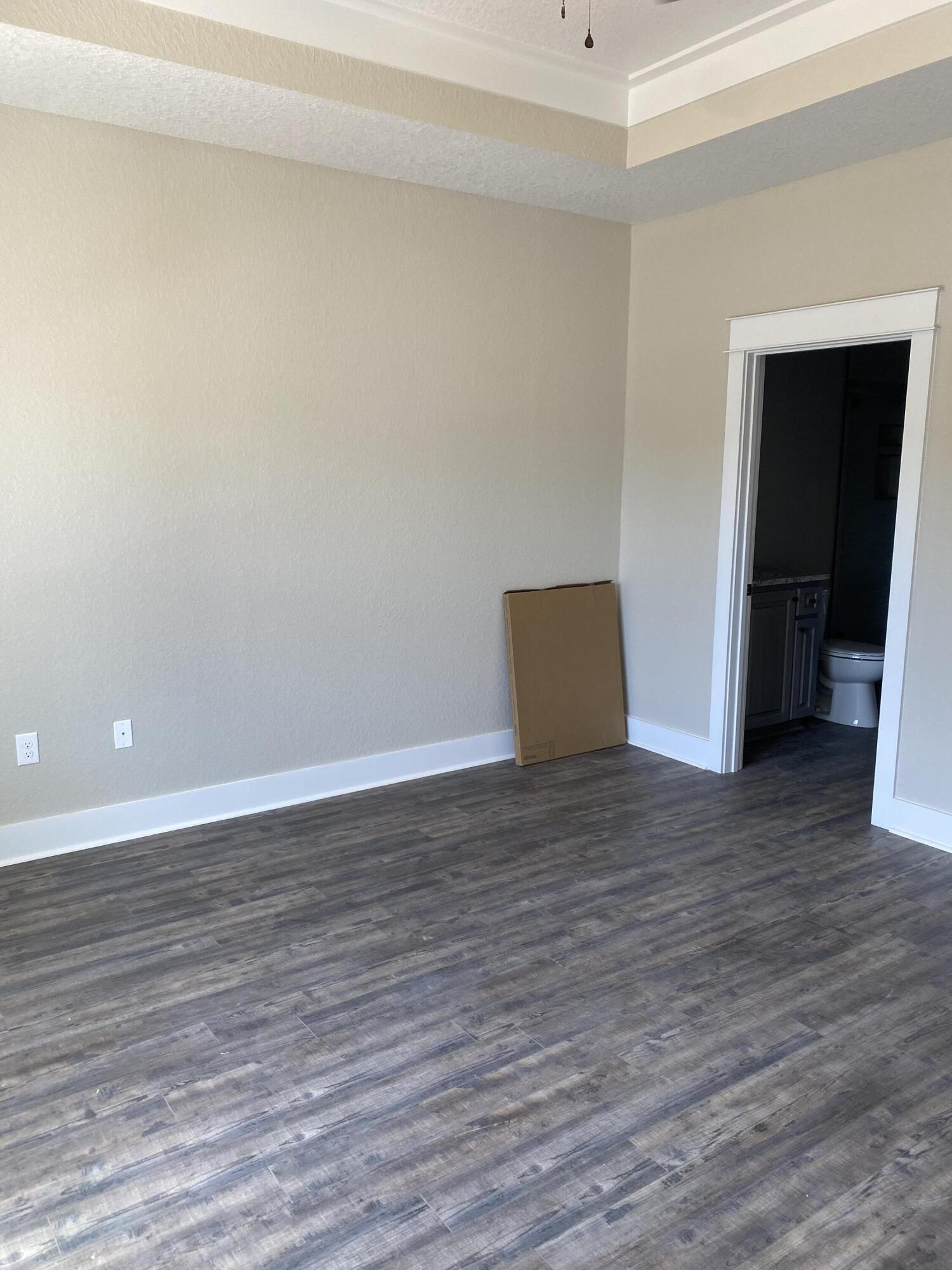 HUNTERS CREEK - Residential