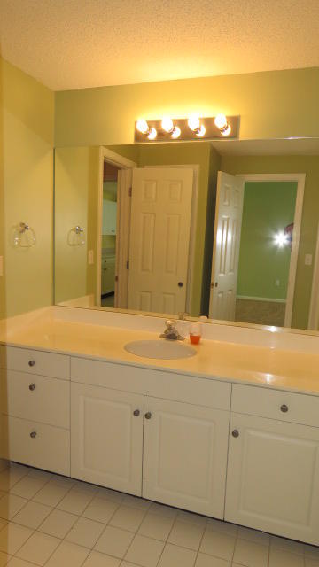 LEEWARD KEY - Residential