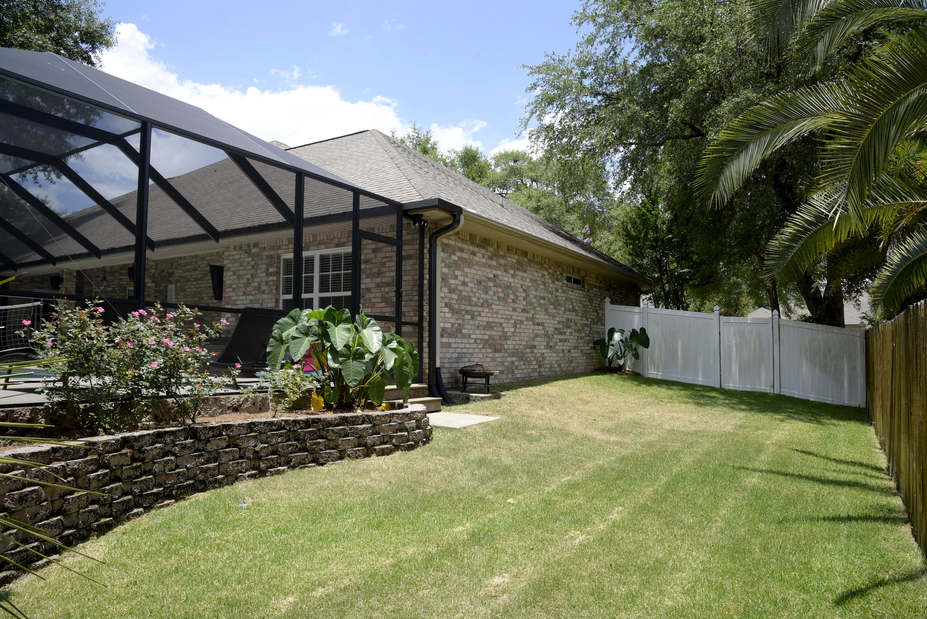 JUNIPER CREEK ESTATES - Residential Lease