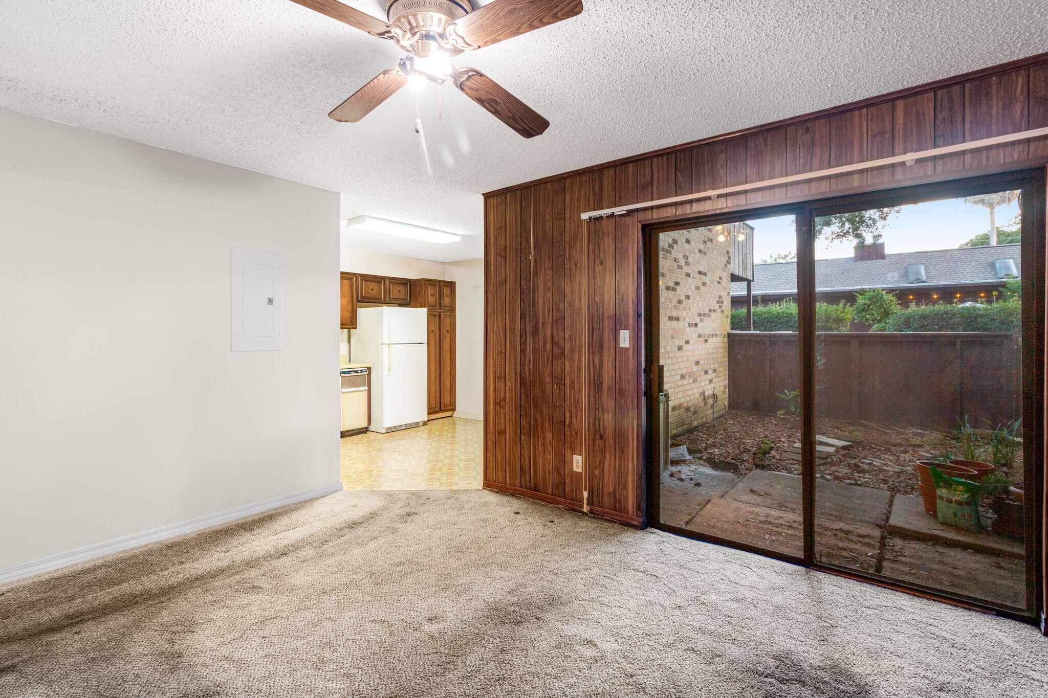 MOSSEY COVE T/H - Residential