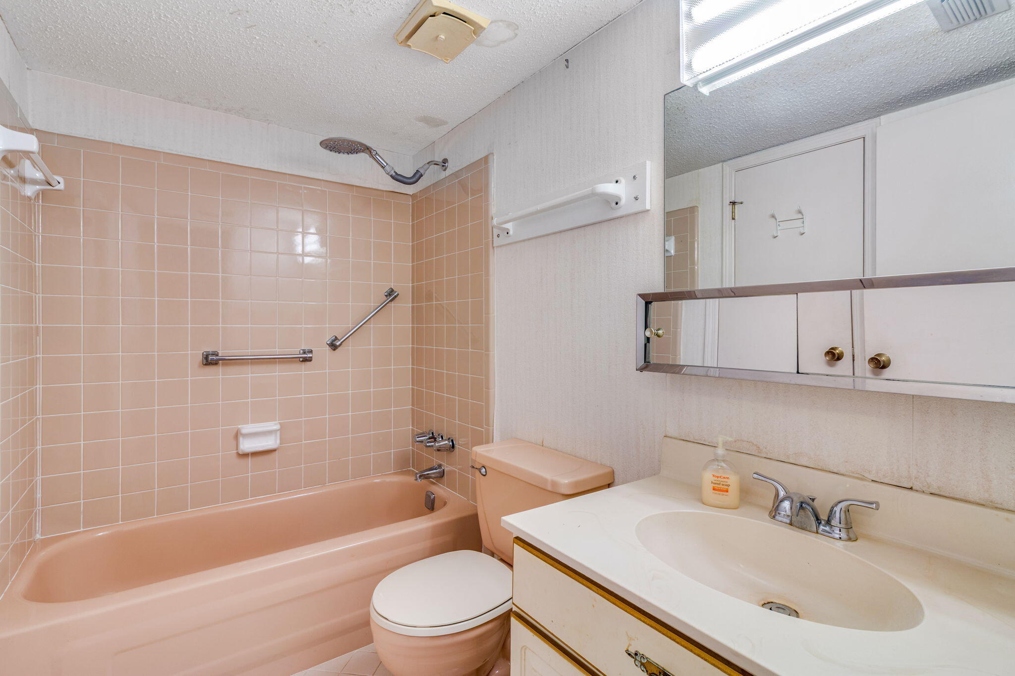 MOSSEY COVE T/H - Residential
